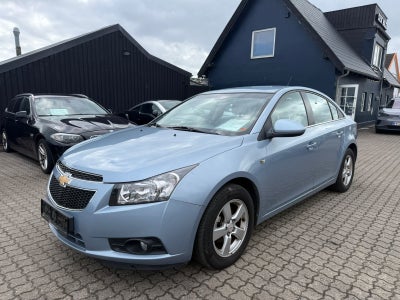 Chevrolet Cruze 1,6 LS 4d