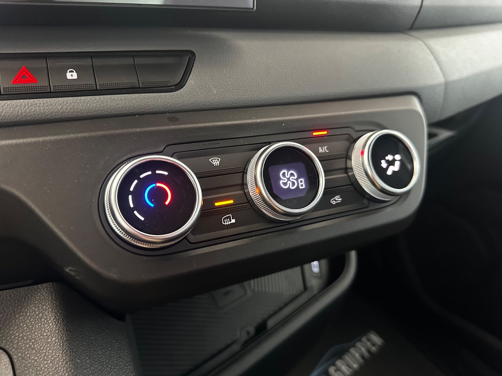 Billede af Renault Master V T35 2,0 dCi 170 L3 Chassis Tekno aut.