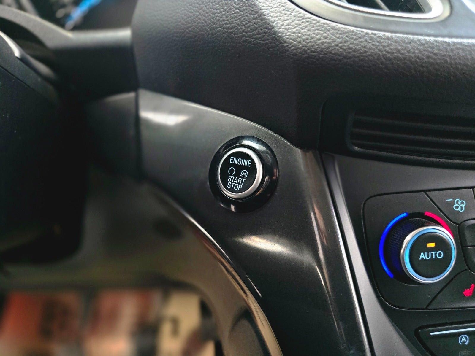 Billede af Ford C-MAX 1,5 TDCi 120 Titanium