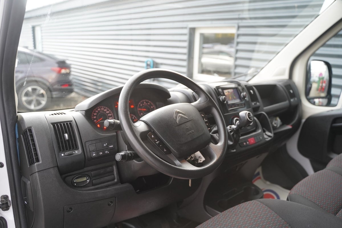 Billede af Citroën Jumper 35+ 2,2 BlueHDi 165 L2H2 FlexLine
