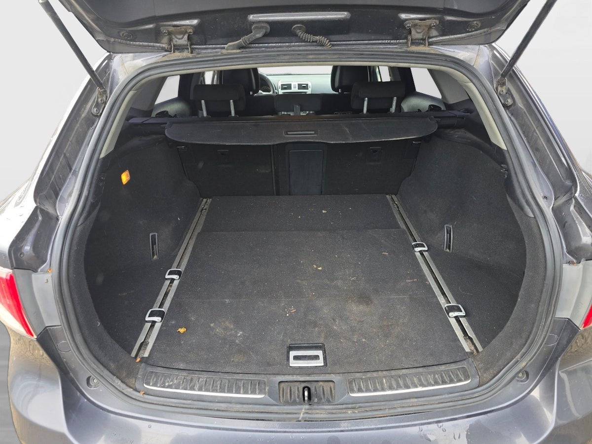 Billede af Toyota Avensis 1,8 VVT-i T1 stc.