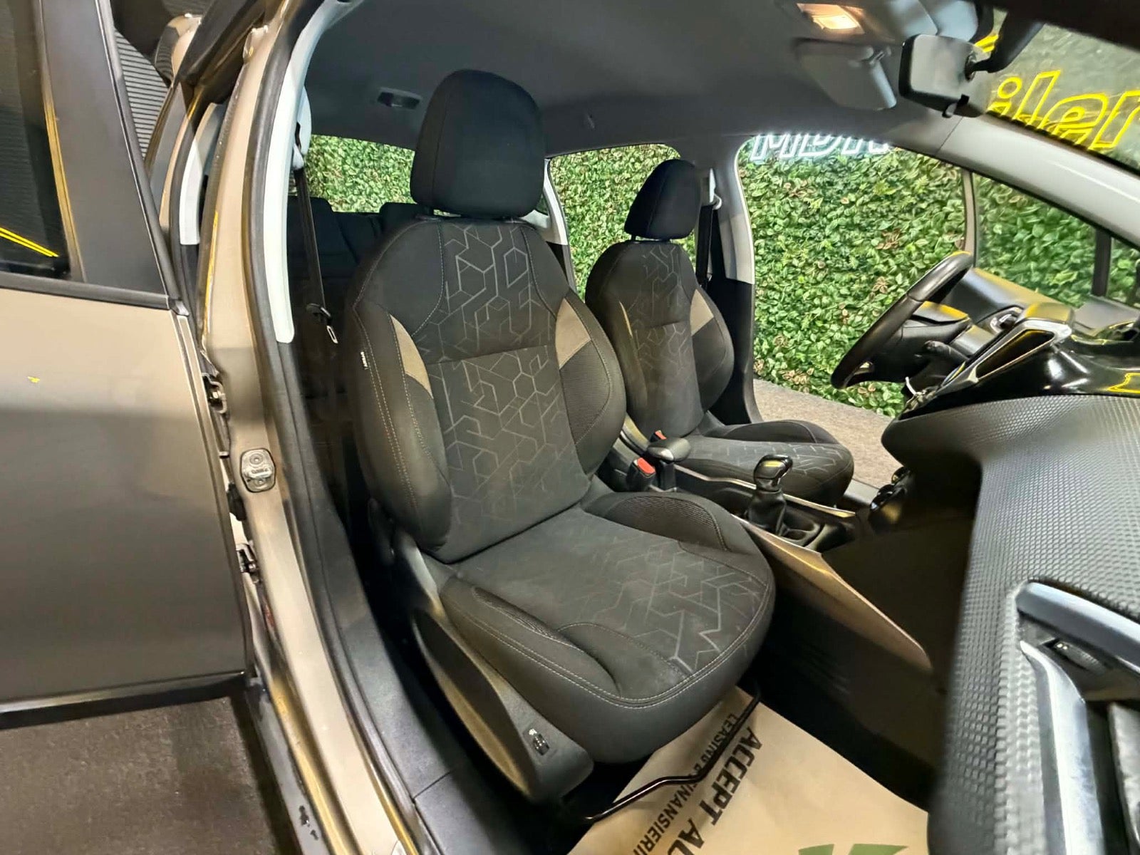 Billede af Peugeot 2008 1,2 e-THP 110 Style