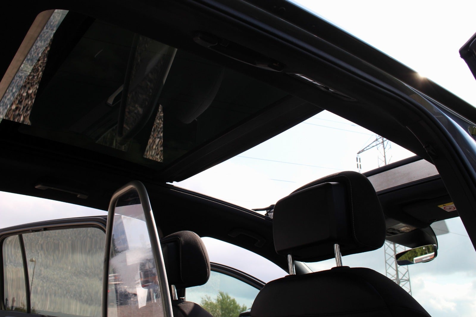 VW Touran TDi 190 R-line DSG Van