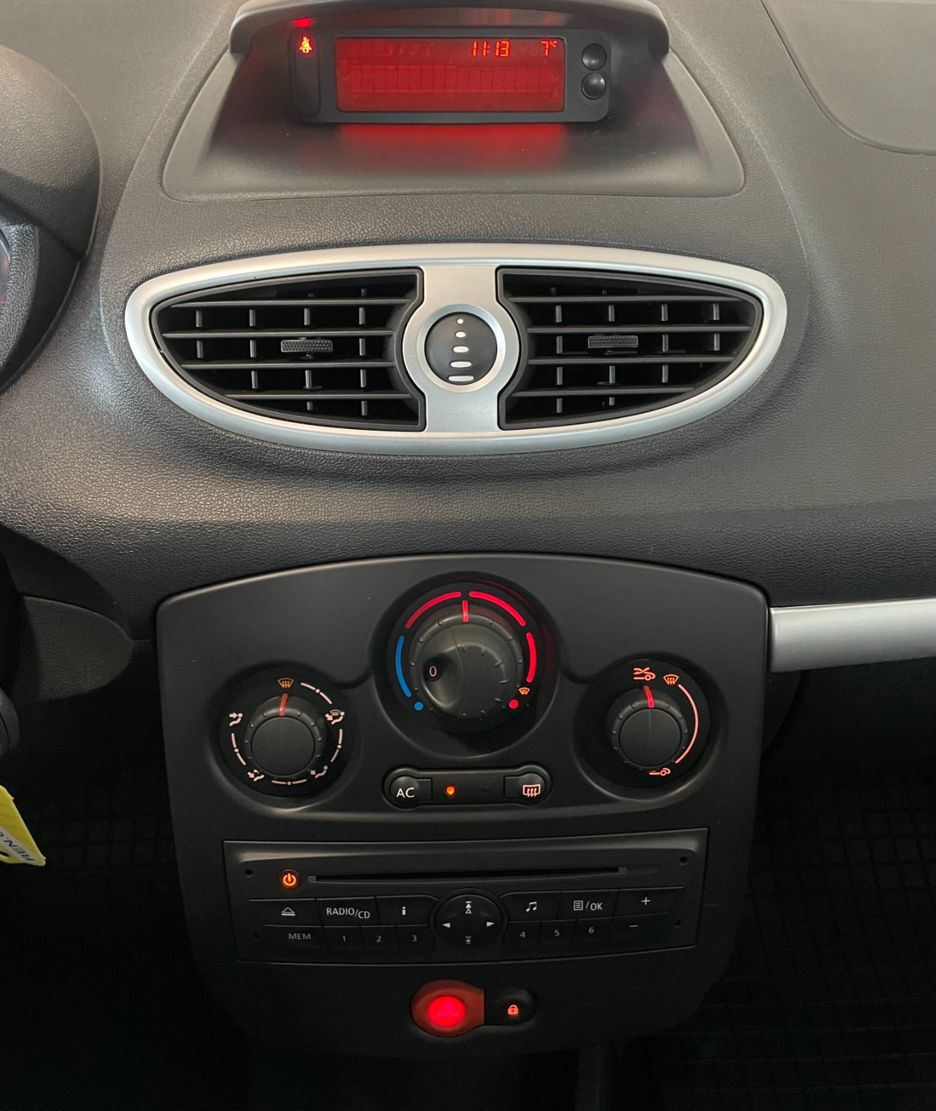 Billede af Renault Clio III 1,2 16V Authentique