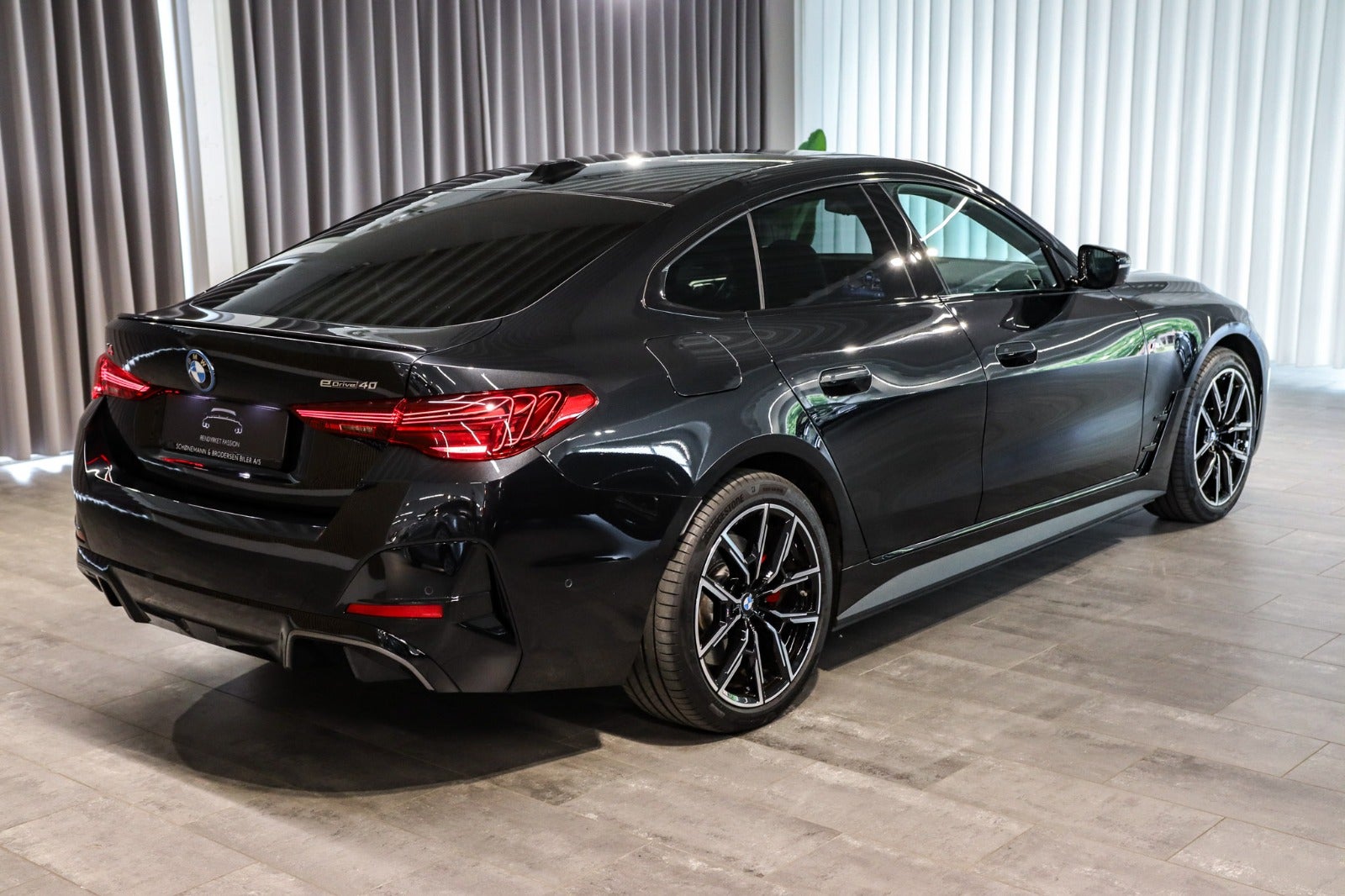 Billede af BMW i4 eDrive40 Fully Charged M-Sport