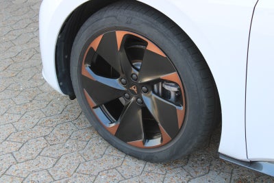 Cupra Born Dinamica Pack High