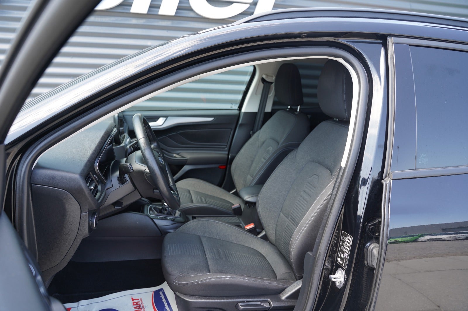 Billede af Ford Focus 1,0 EcoBoost Active Business stc.