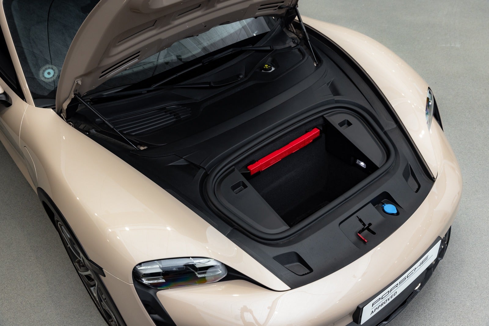 Gallery image 8 of 19