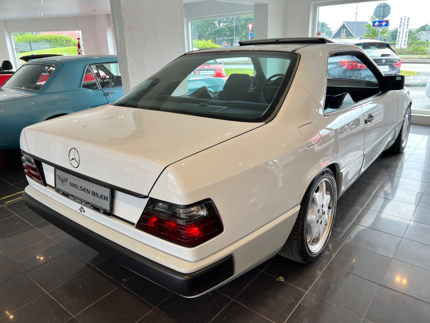 Mercedes 230 CE 1988