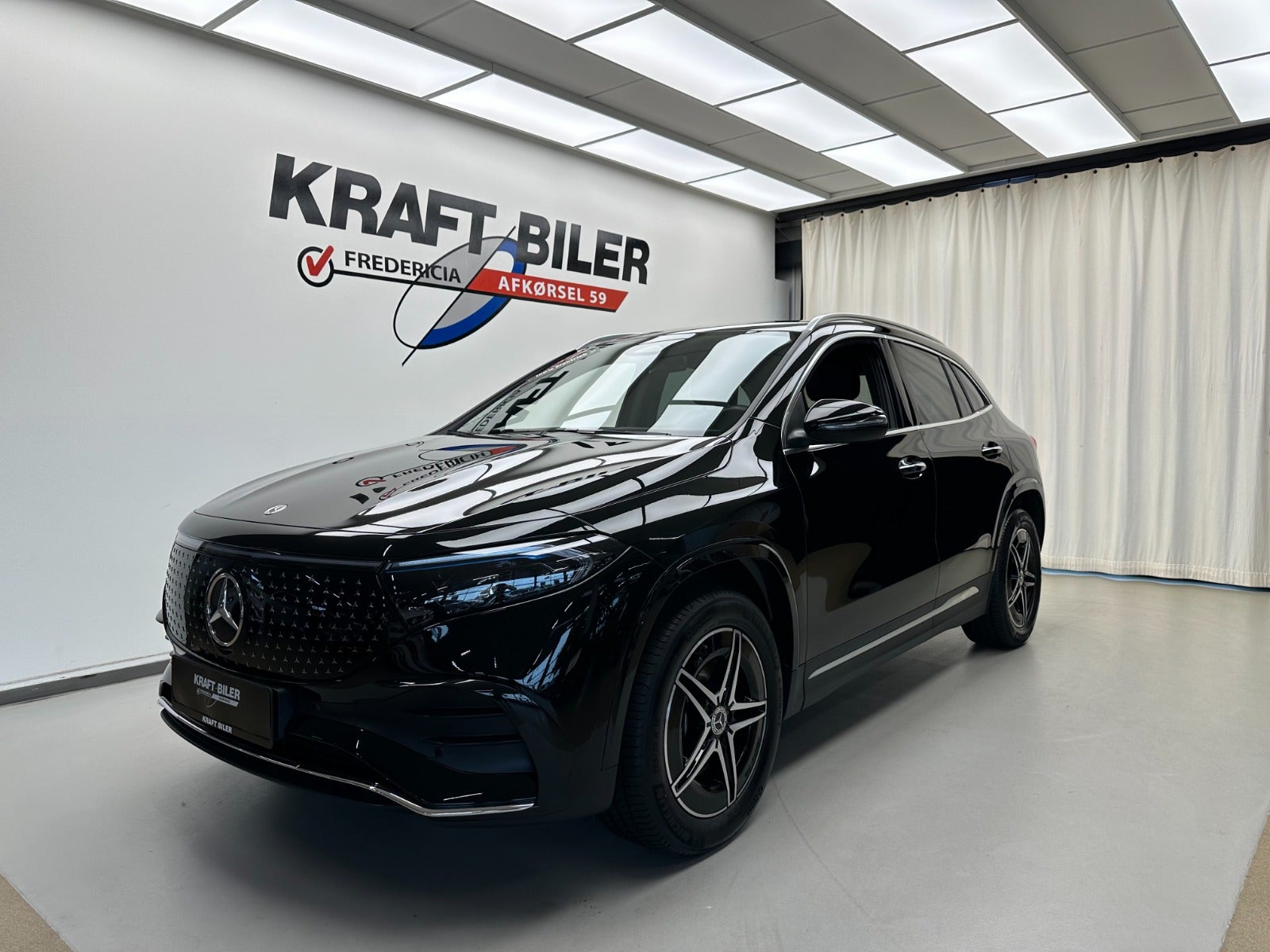 Billede af Mercedes EQA350  AMG Line 4Matic