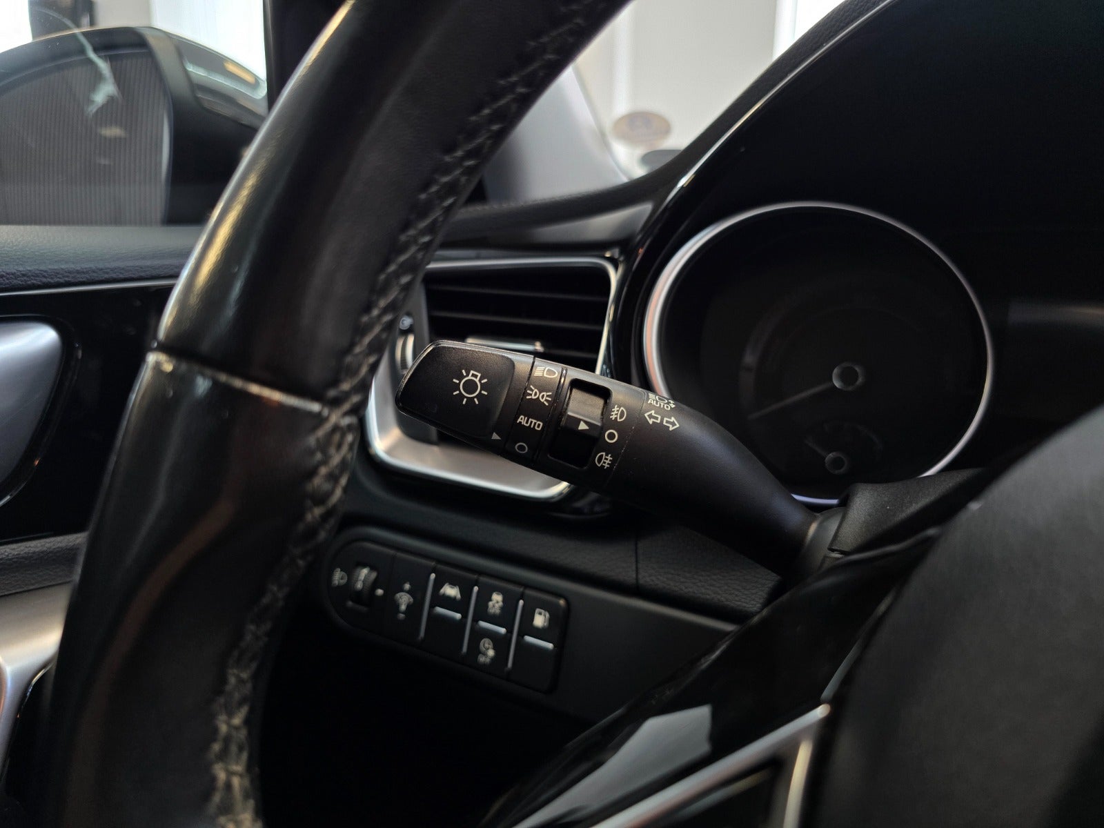 Billede af Kia Ceed 1,6 PHEV Prestige SW DCT