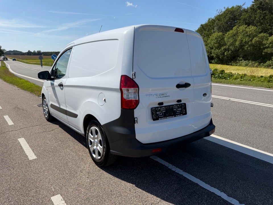 Ford Transit Courier, Billede 2