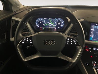 Audi Q4 e-tron Attitude quattro Van