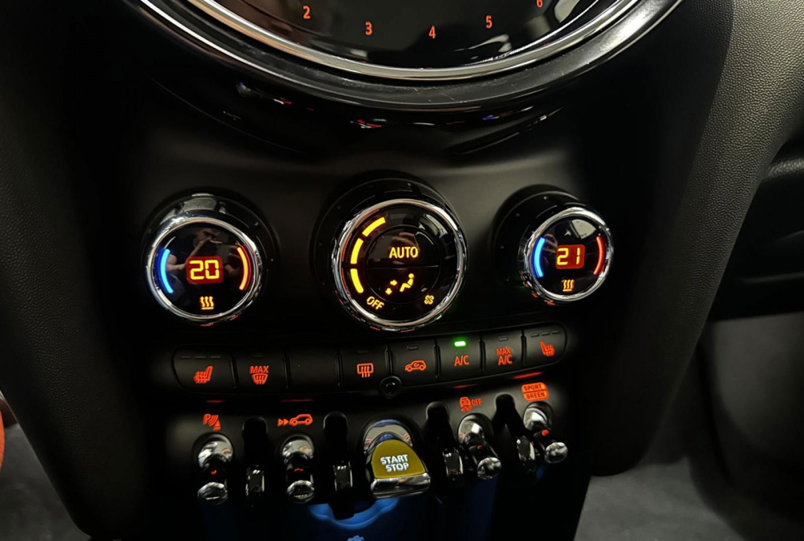 MINI Cooper SE Classic Trim