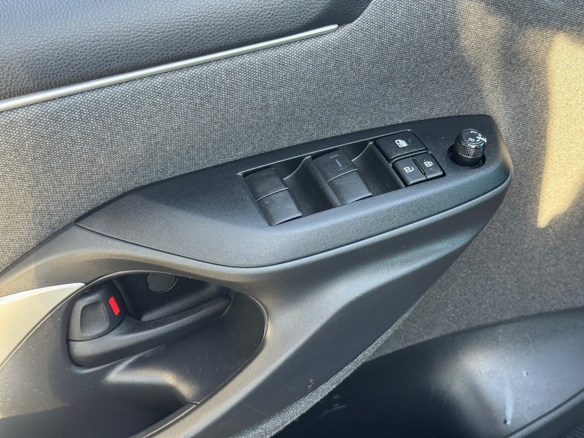 Billede af Toyota Yaris 1,5 Hybrid Active Tech+ Design e-CVT