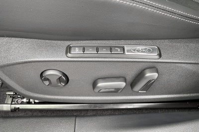 Ford Explorer Premium Extended Range