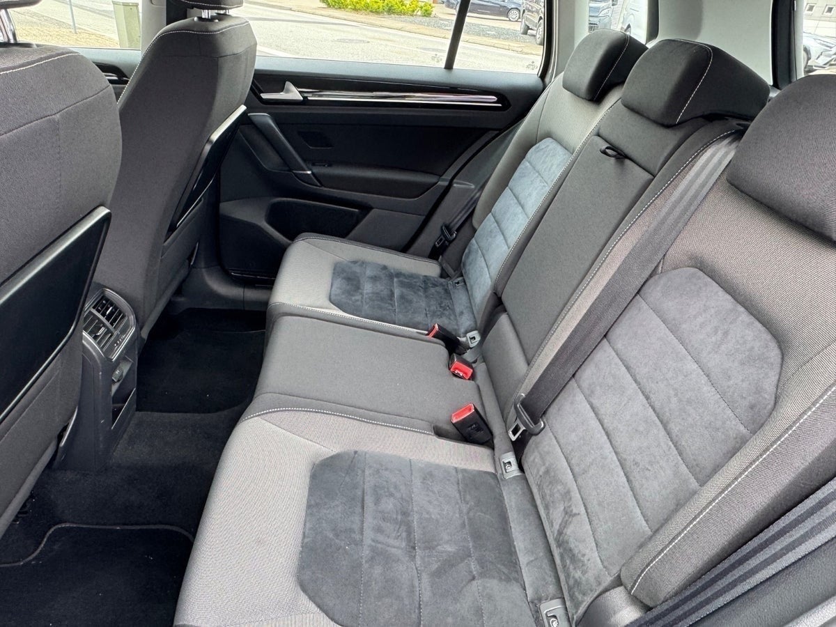 VW Golf Sportsvan TSi 125 Highline DSG BMT