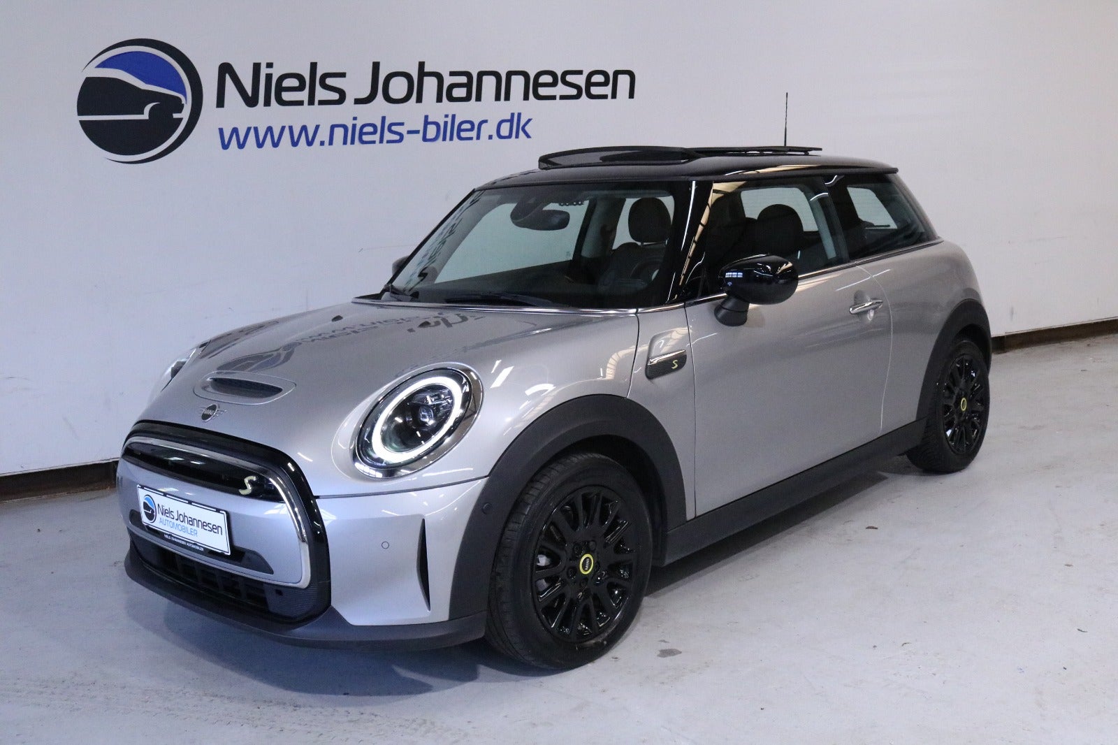 MINI Cooper SE Edition Premium Plus