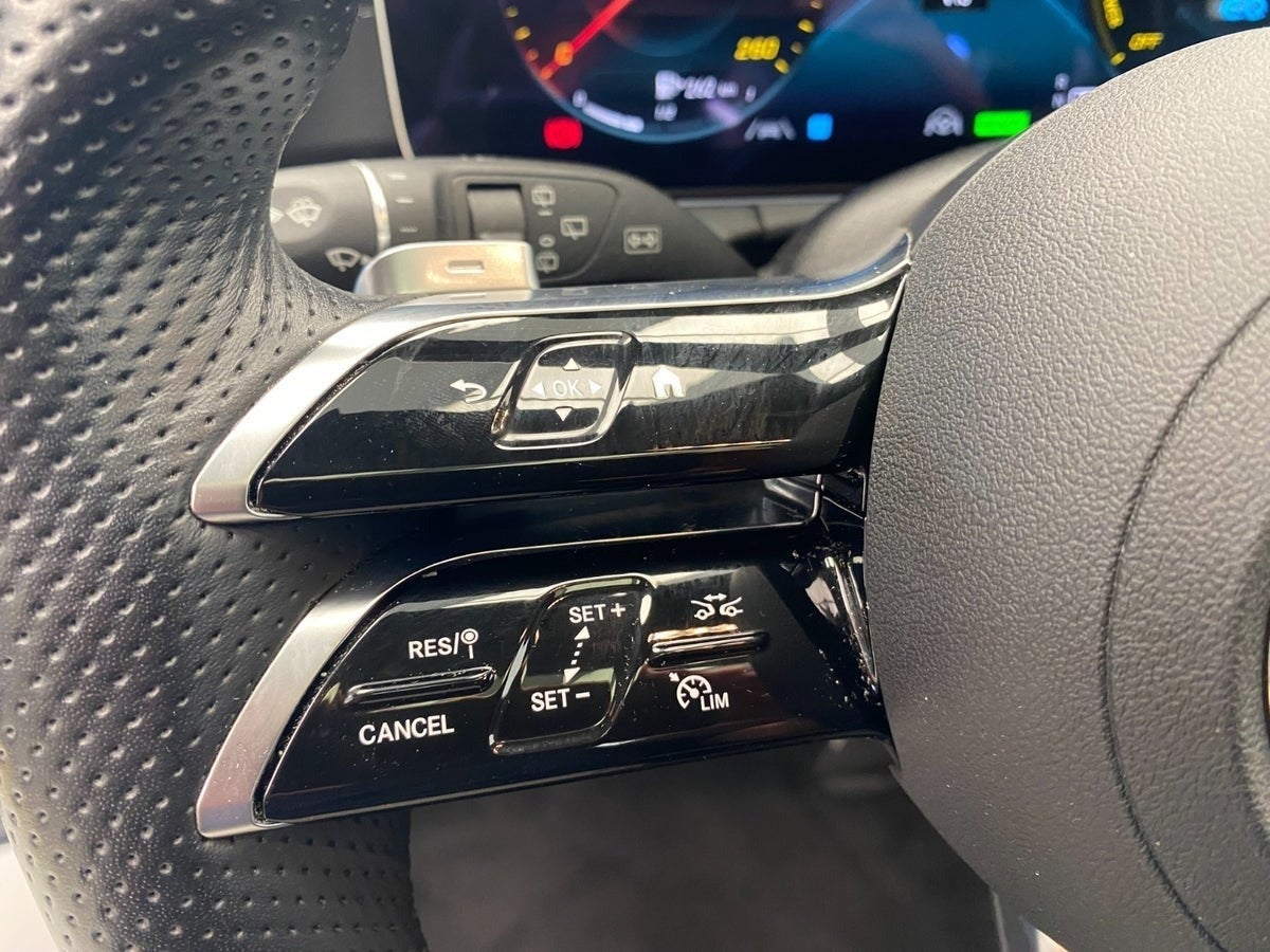 Billede af Mercedes E300 de 2,0 AMG Line stc. aut. 4Matic