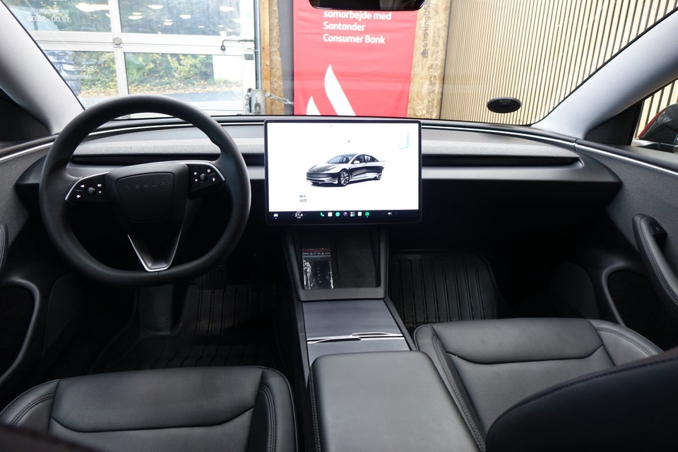 Tesla Model 3, Billede 3
