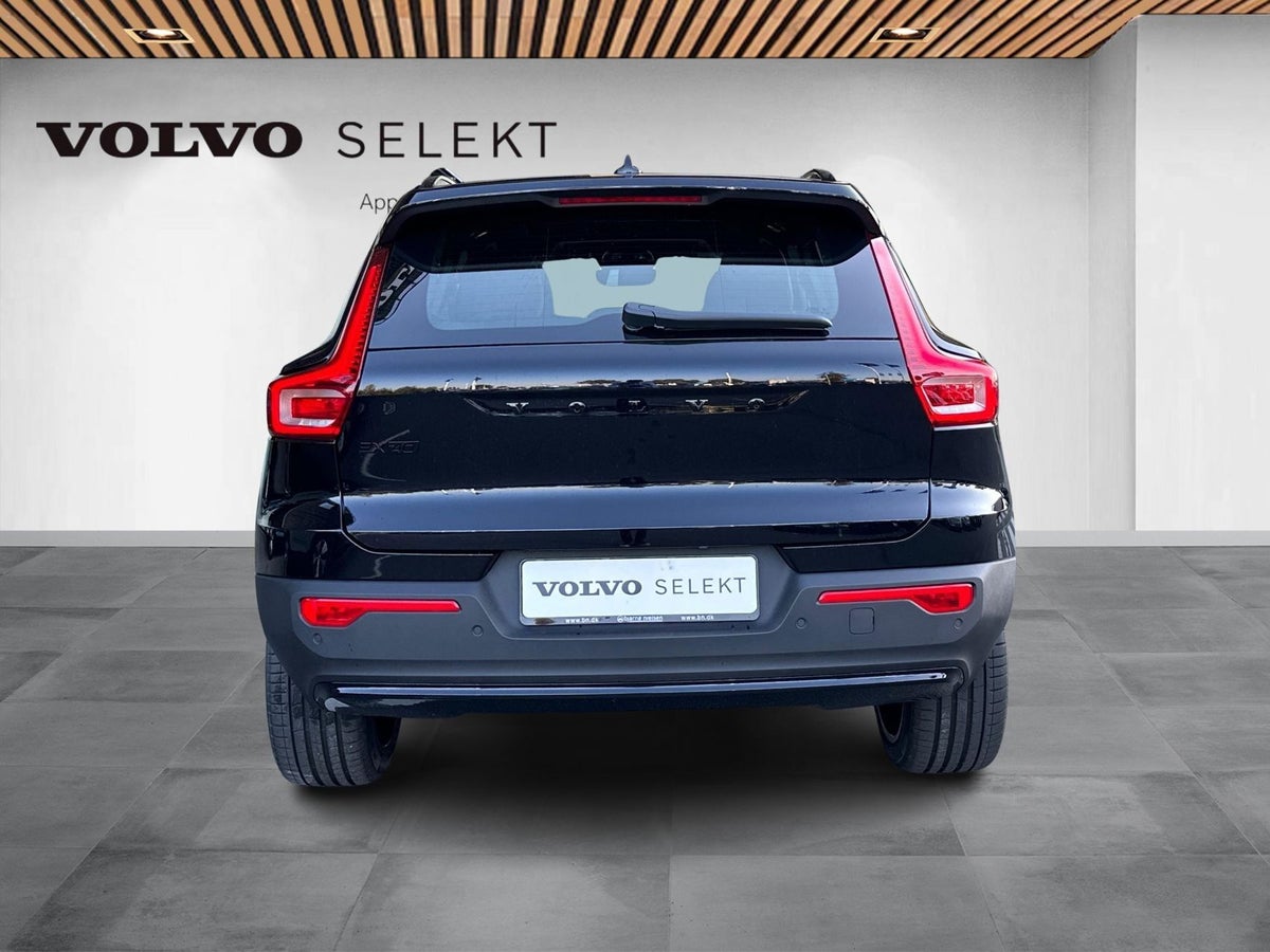 Volvo EX40 Extended Range Black Edition billede 8