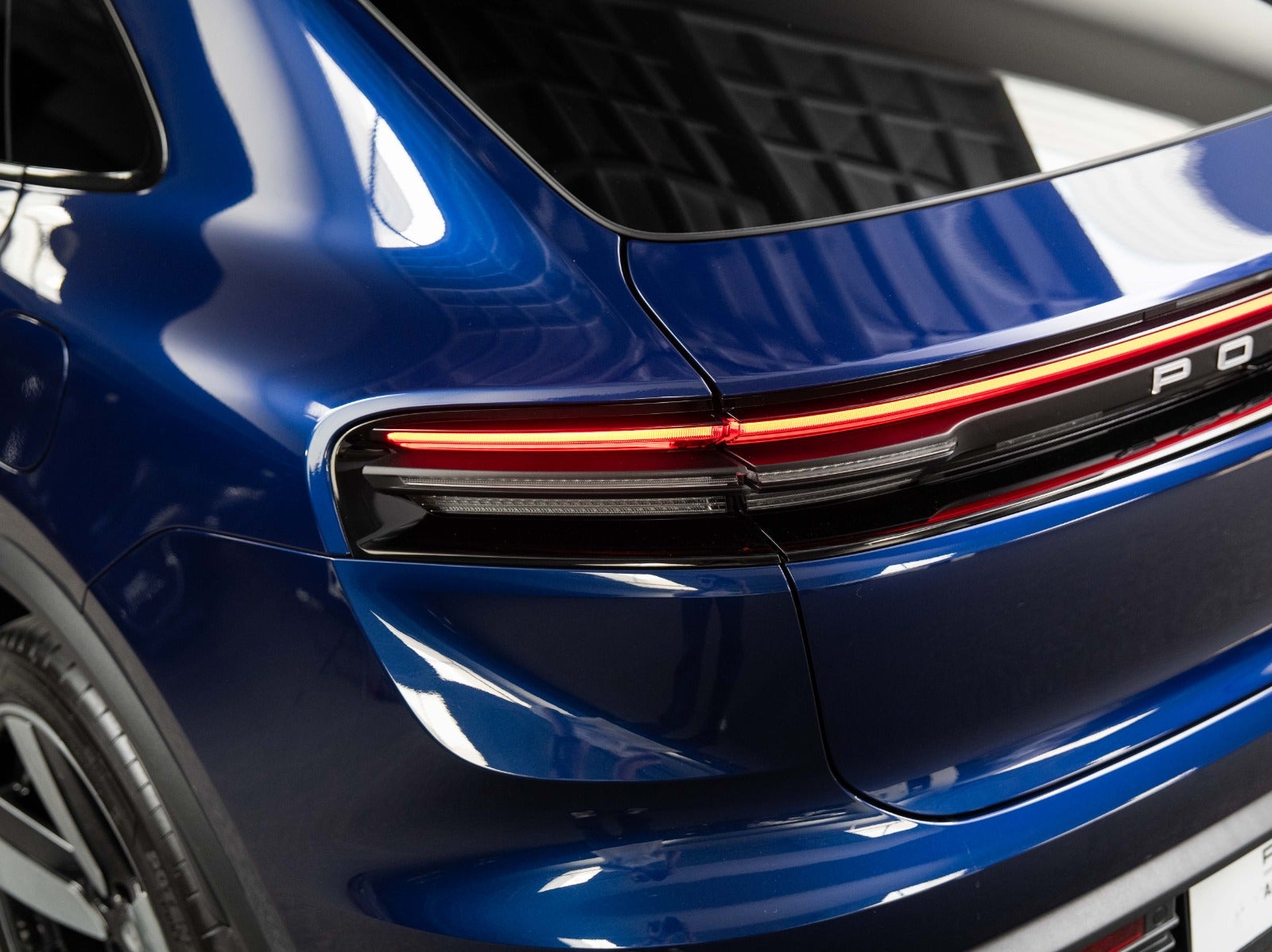 Gallery image 7 of 15