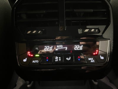 BMW iX xDrive40 Supercharged