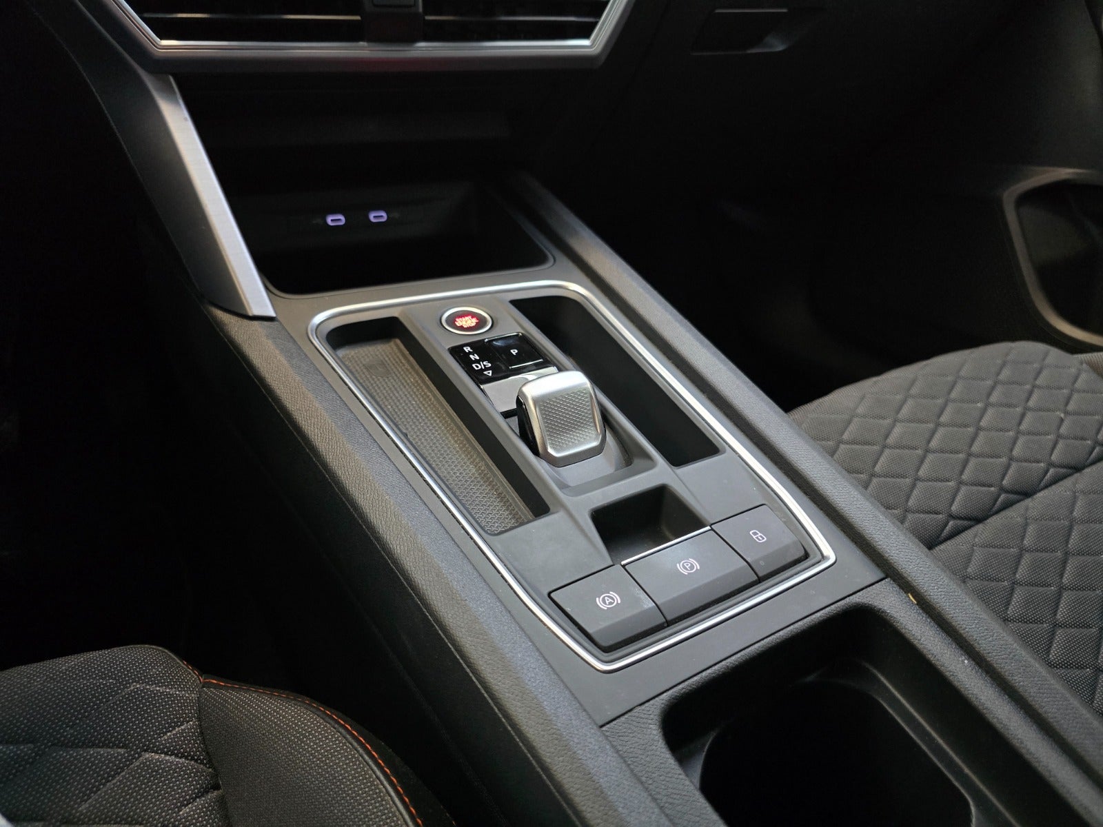 Billede af Seat Leon 1,5 eTSi 150 FR Sportstourer DSG