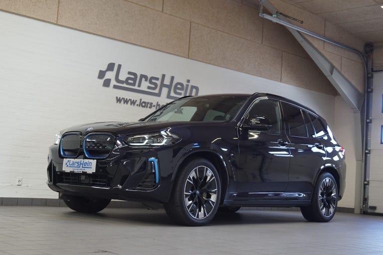 BMW iX3 Charged Plus M-Sport