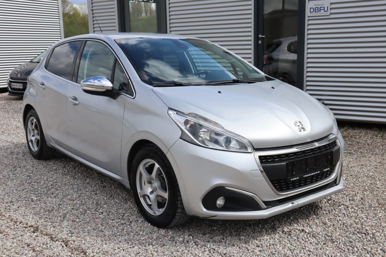 Peugeot 208 BlueHDi 100 Allure