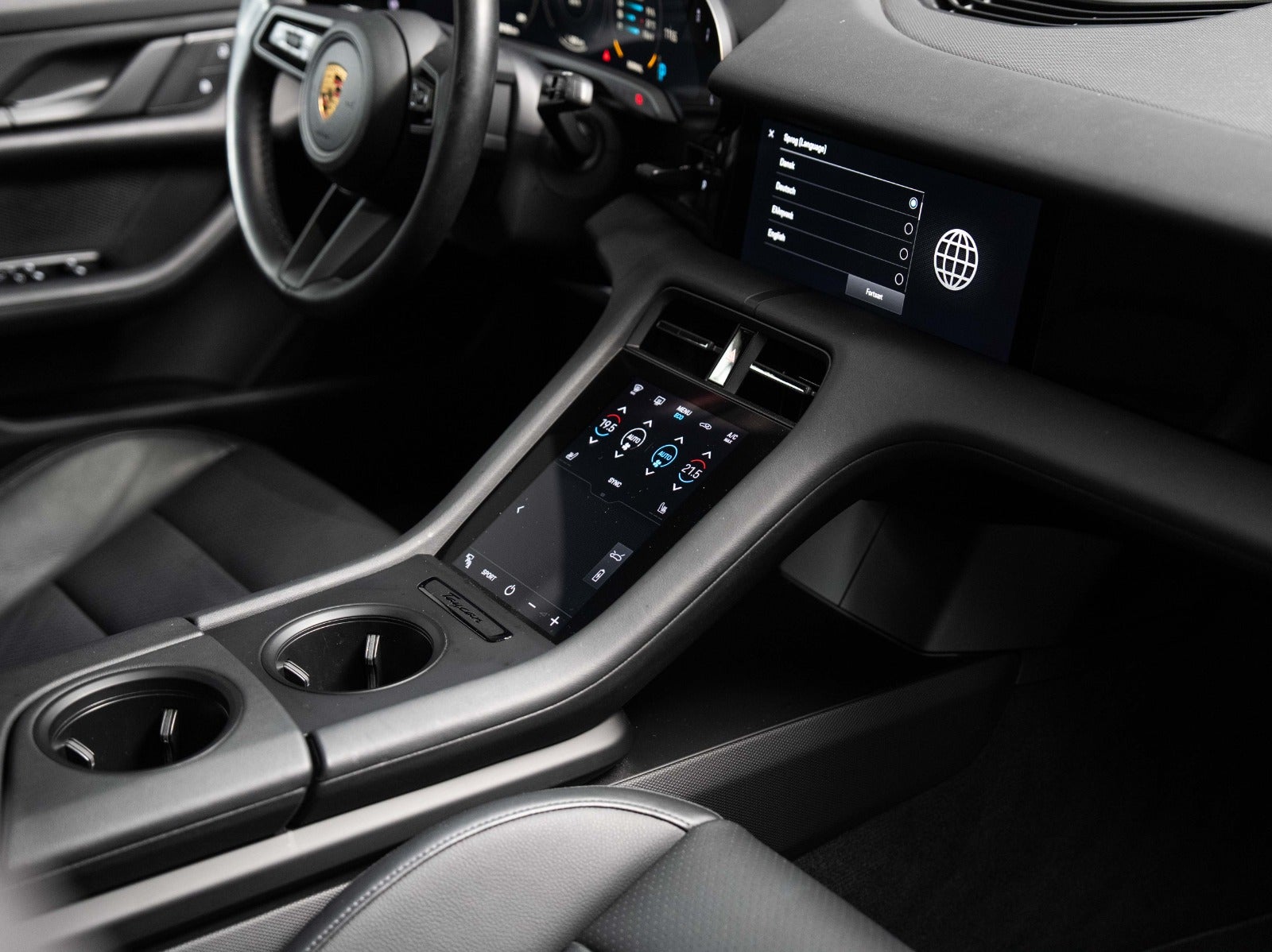 Gallery image 16 of 17