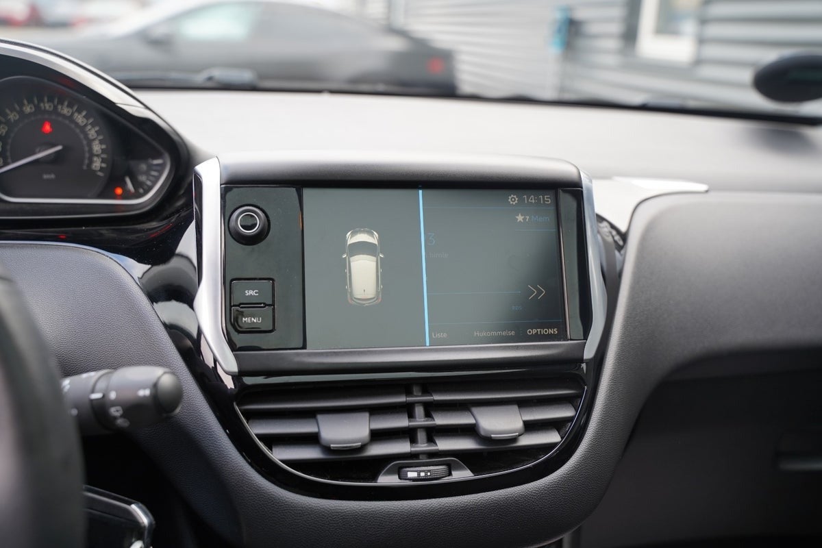 Billede af Peugeot 208 1,5 BlueHDi 100 Signature Sky