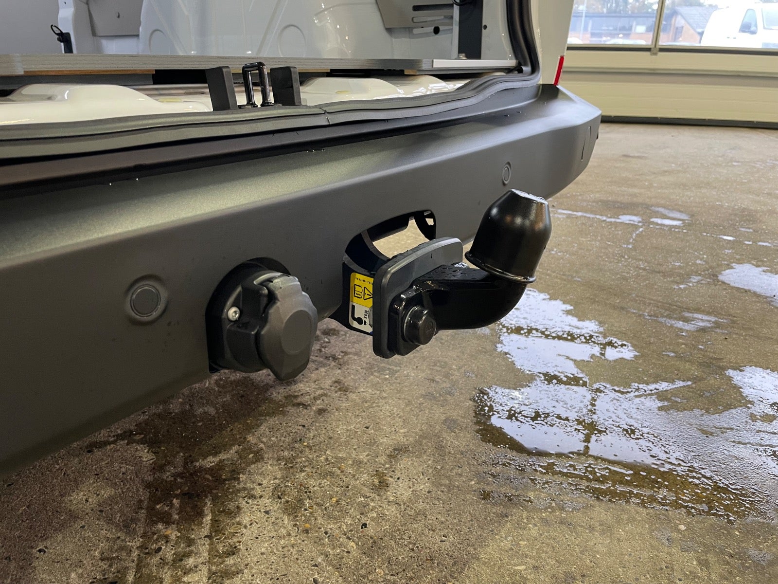 VW e-Transporter Comfort Kassevogn LWB