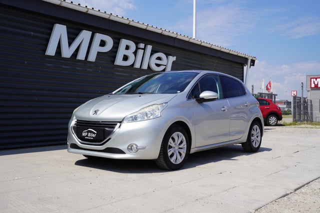 Peugeot 208 1,2 VTi 82 Supreme Sky