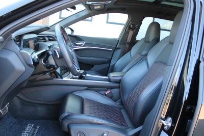 Audi Q8 e-tron S-line quattro