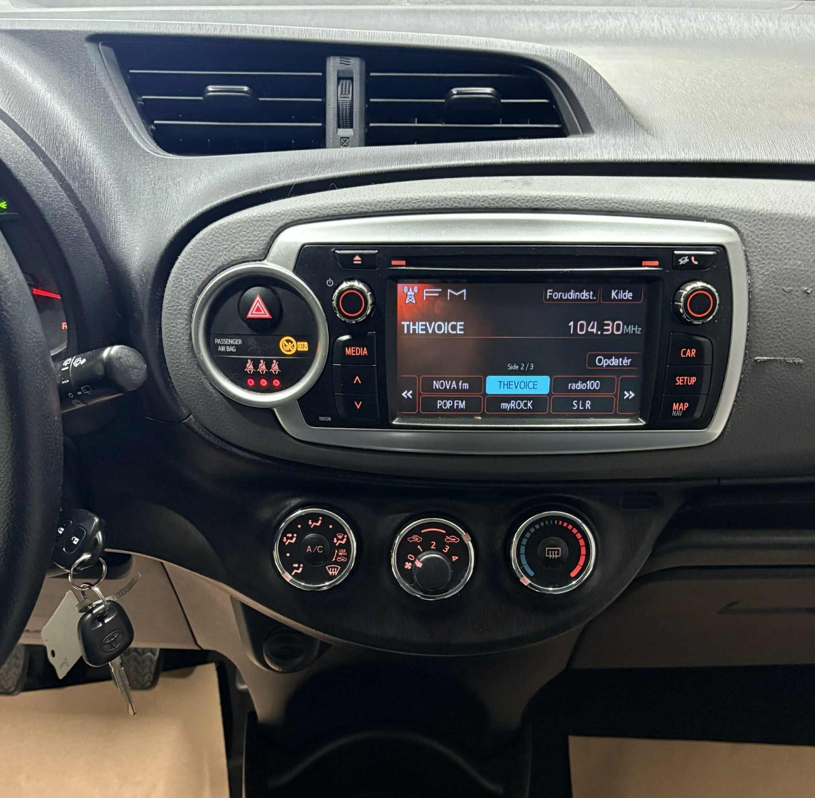 Billede af Toyota Yaris 1,3 VVT-i T1