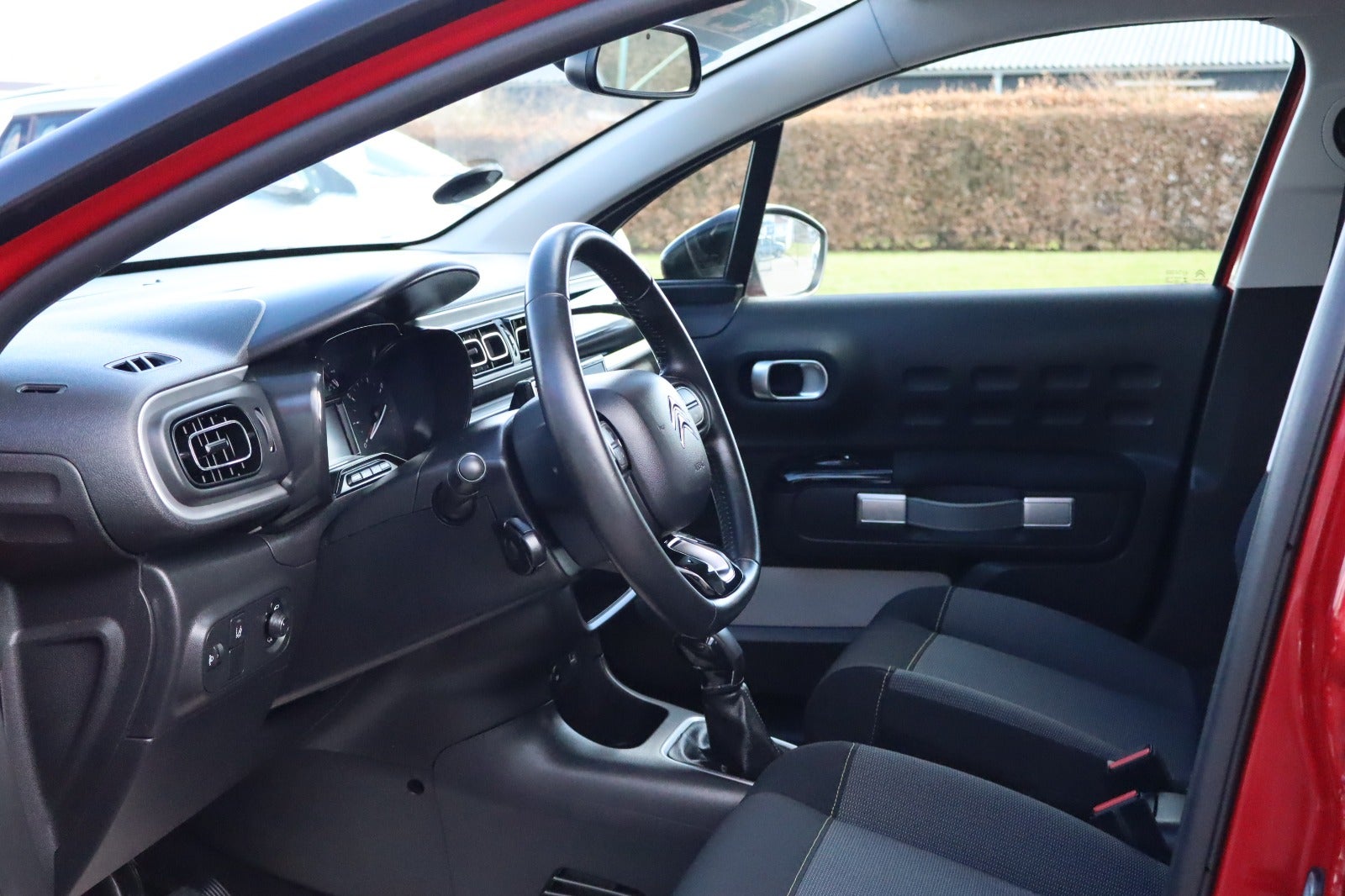 Billede af Citroën C3 1,2 PureTech 83 Shine Sport