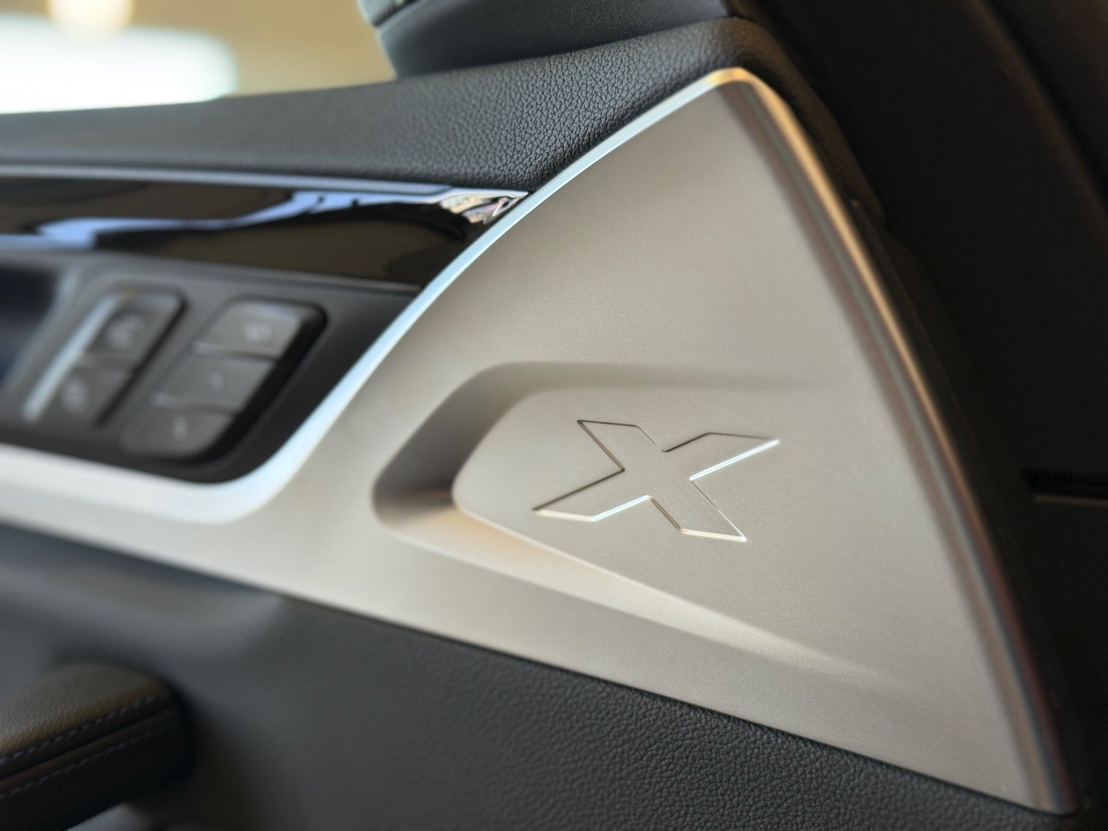 BMW iX3 Charged Plus M-Sport