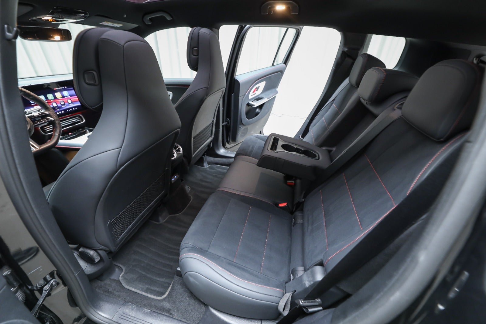 Mercedes-Benz GLB 250+