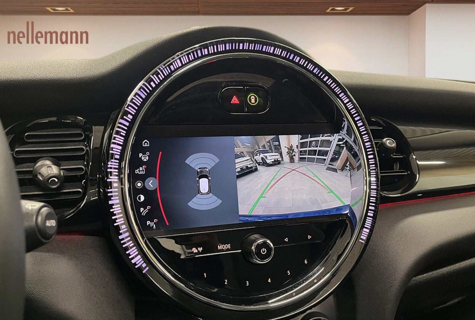 MINI Cooper SE Classic Trim