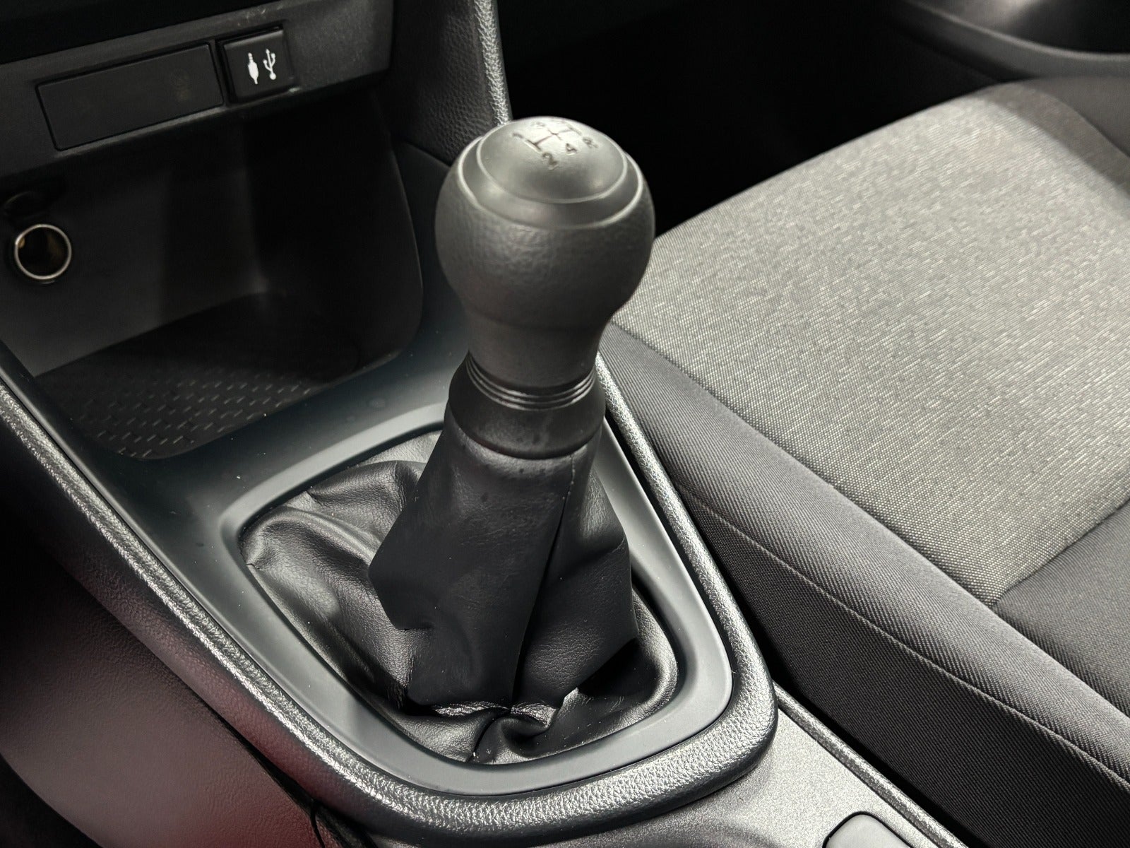 Billede af Toyota Yaris 1,0 Essential Comfort