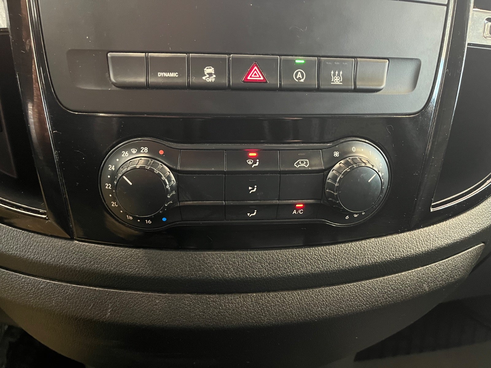 Billede af Mercedes Vito 114 2,0 CDi Kassevogn aut. XL RWD