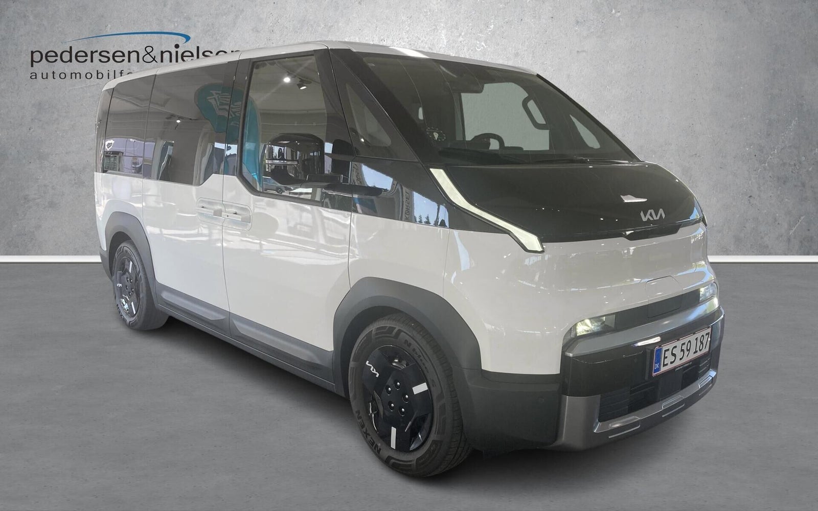 Kia PV5 Standard Range Access