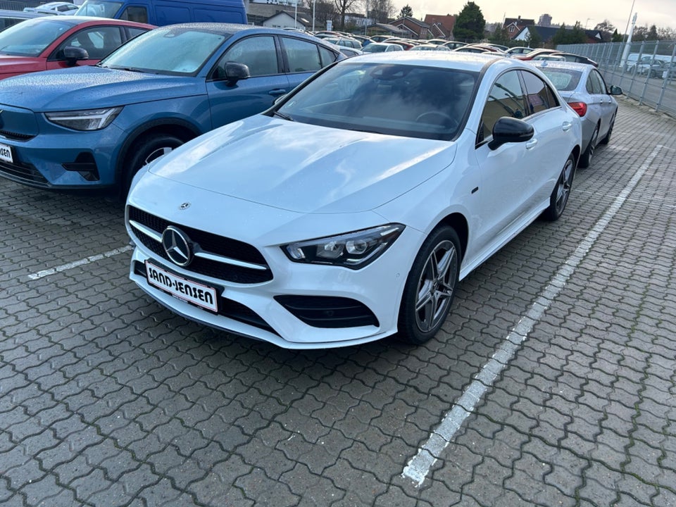 Mercedes CLA250 e AMG Line Coupé aut.