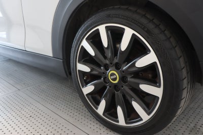 MINI Cooper SE Camden Edition