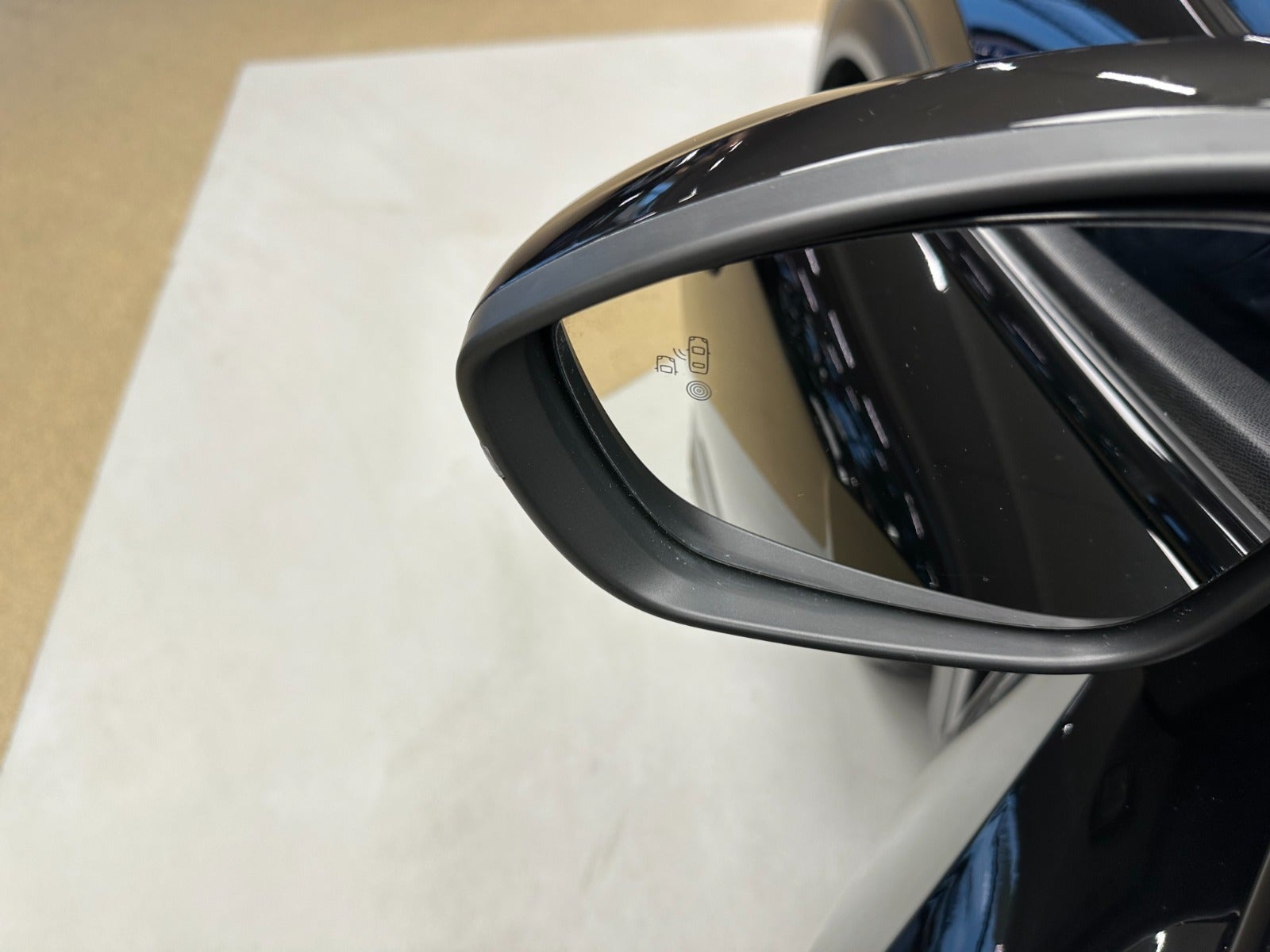 Billede af Peugeot e-2008 50 GT Pack