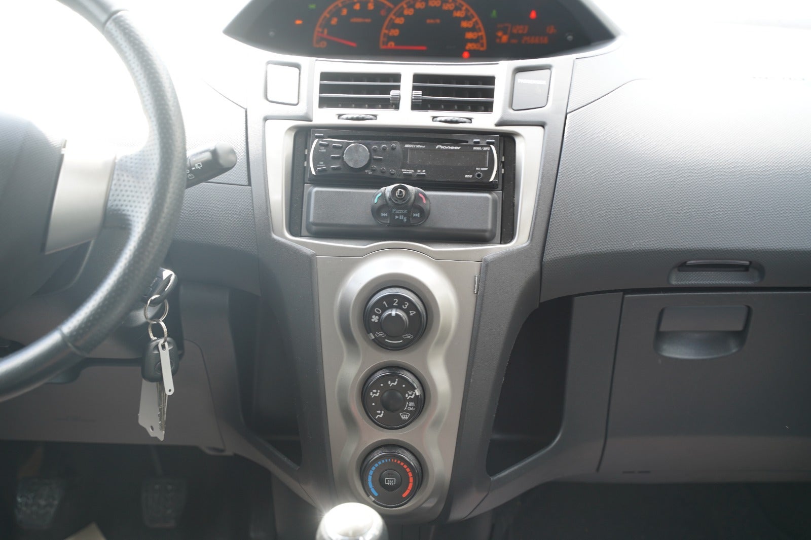 Billede af Toyota Yaris 1,4 D-4D T2 Van