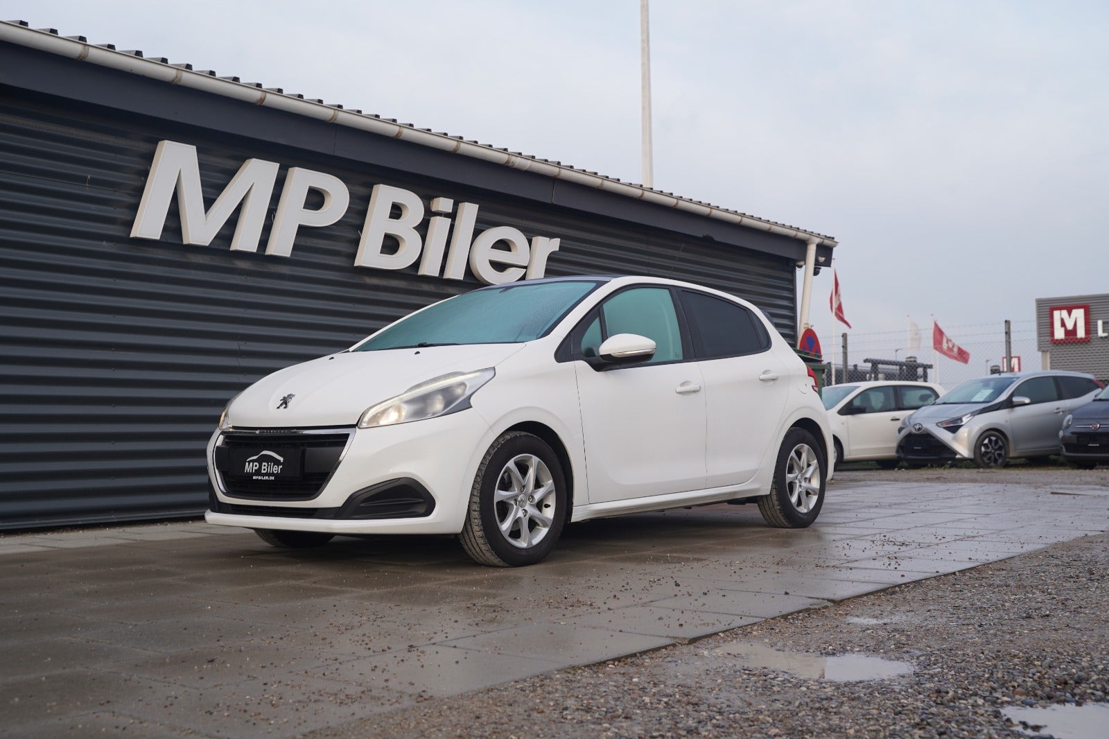 Billede af Peugeot 208 1,6 BlueHDi 100 Envy Sky