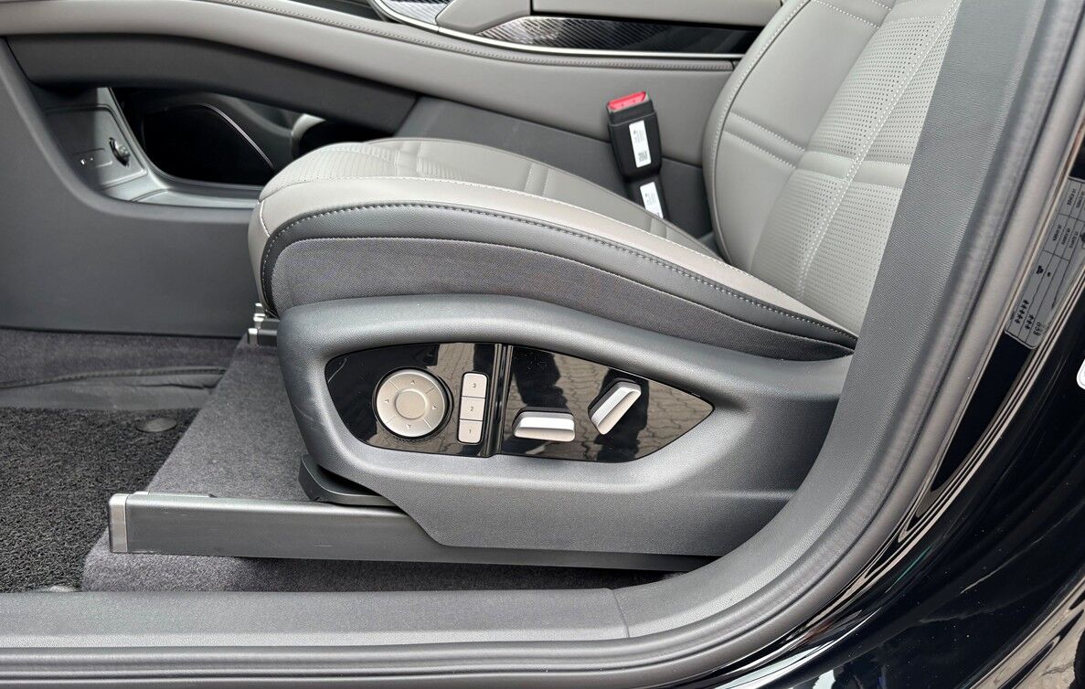 Billede af Hongqi EHS7 111 Exclusive
