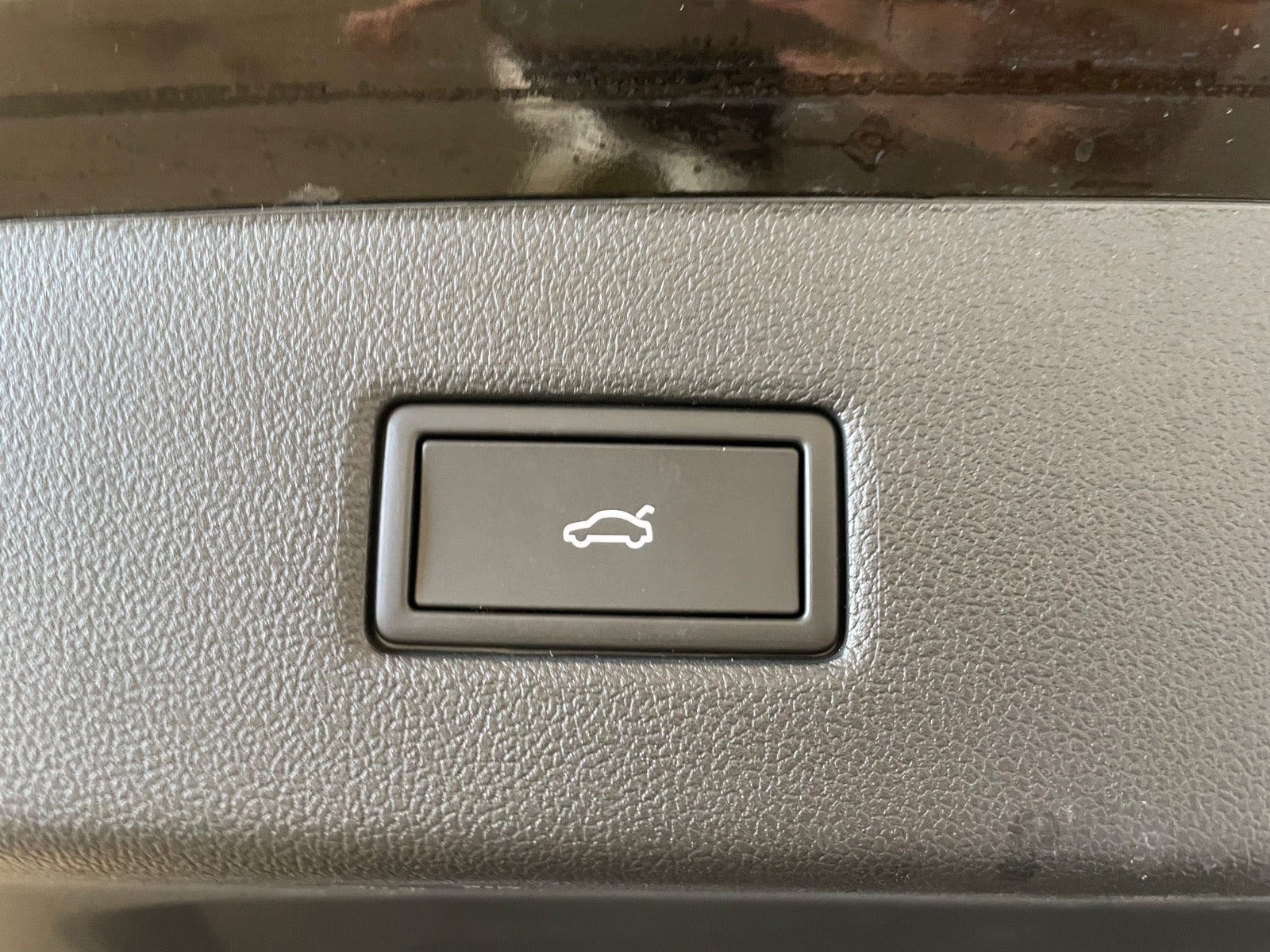 Ford Explorer Select Extended Range